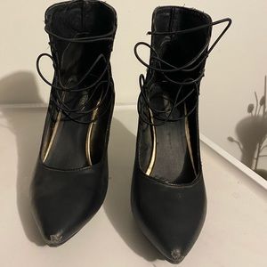 Forever21 black pumps